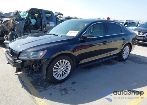 2017 Volkswagen Passat 1.8T Se z USA, uszkodzony, nr VIN 1VWBT7A36HC053603